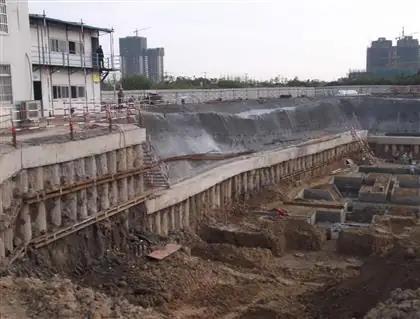 地磅基础如何做排水(地磅基础排水实施方法)-第1张图片-地磅秤之家